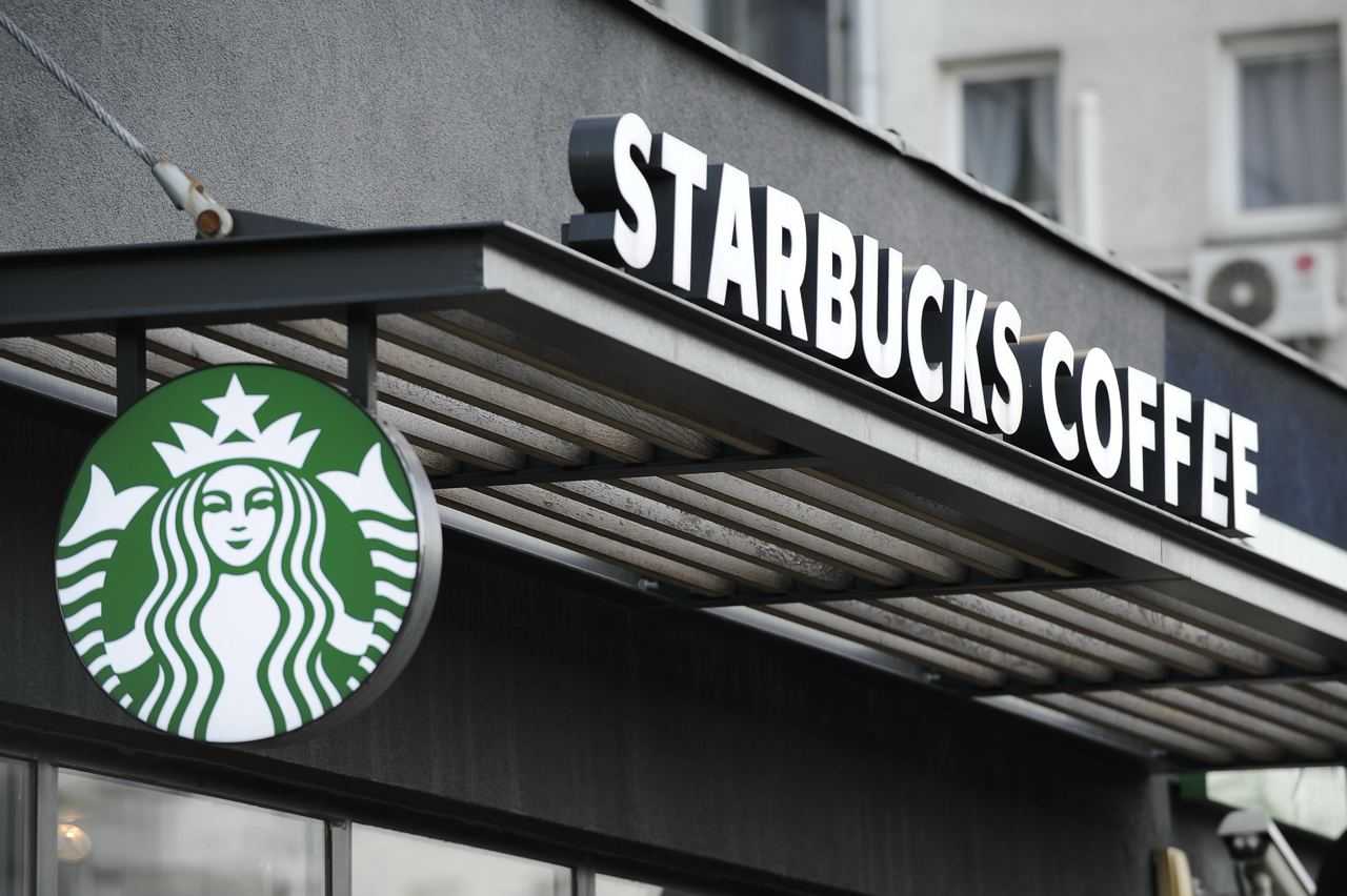 АКЦИИ STARBUCKS РАСТУТ НА 22%