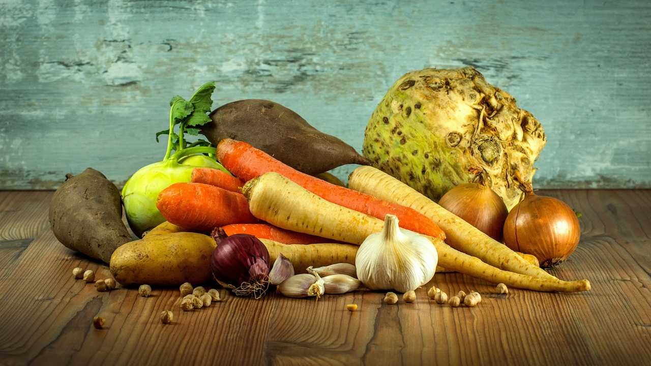 НЕДЕЛЬНАЯ ДИНАМИКА ЦЕН НА СОЦИАЛЬНО-ЗНАЧИМЫЕ ПРОДОВОЛЬСТВЕННЫЕ ТОВАРЫ